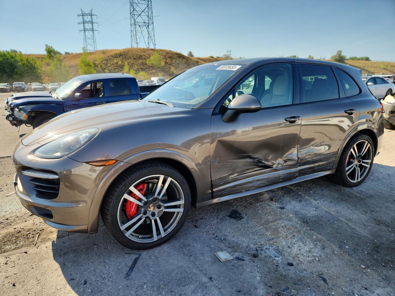 PORSCHE CAYENNE GT 2014
