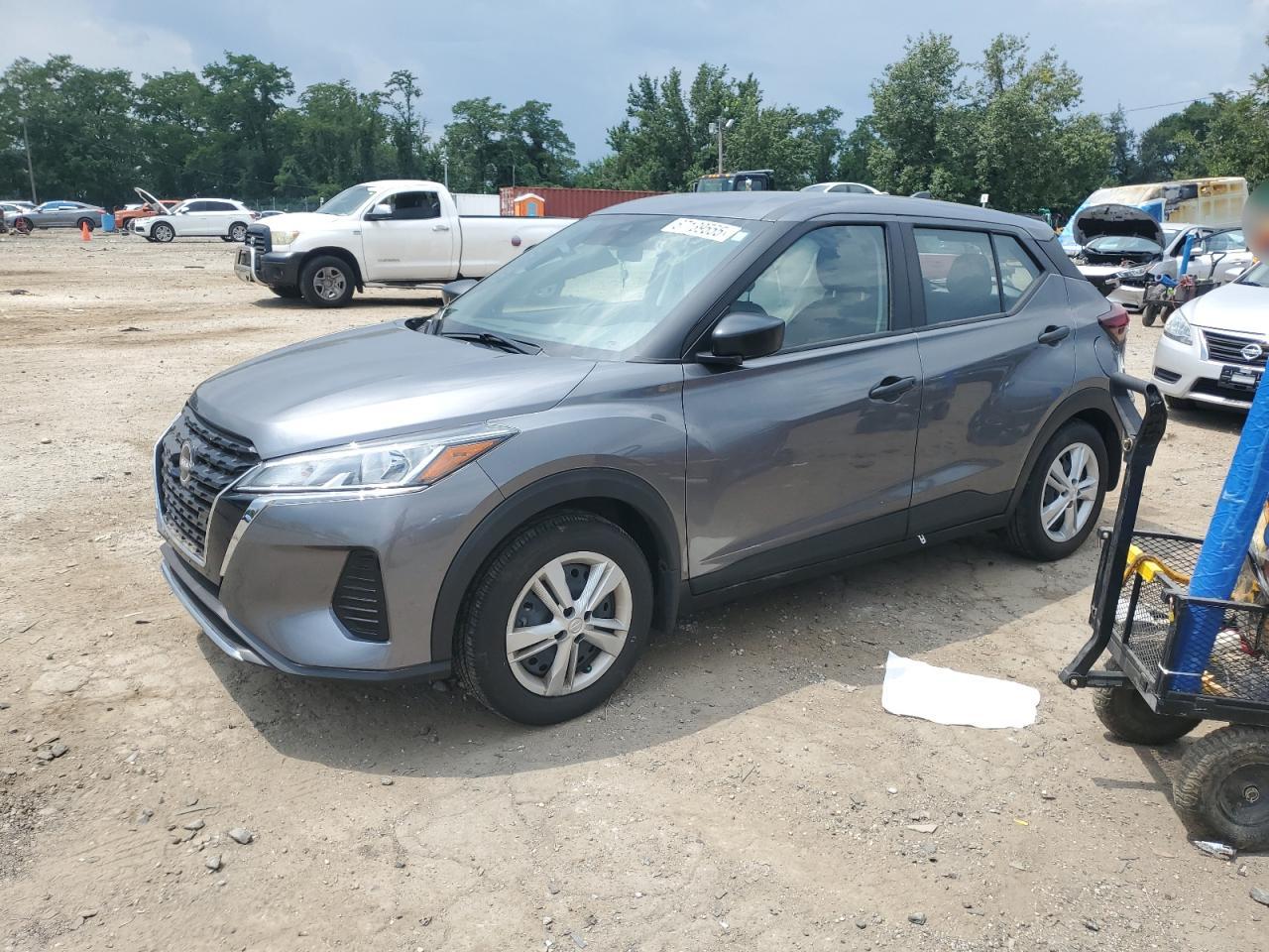 NISSAN KICKS S 2024
