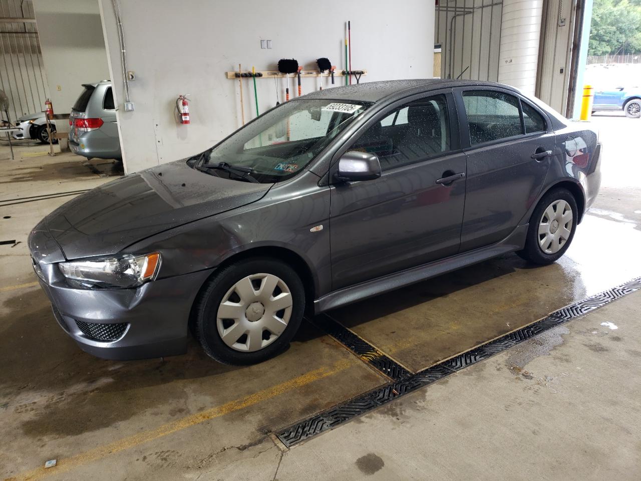 MITSUBISHI LANCER ES/ 2011