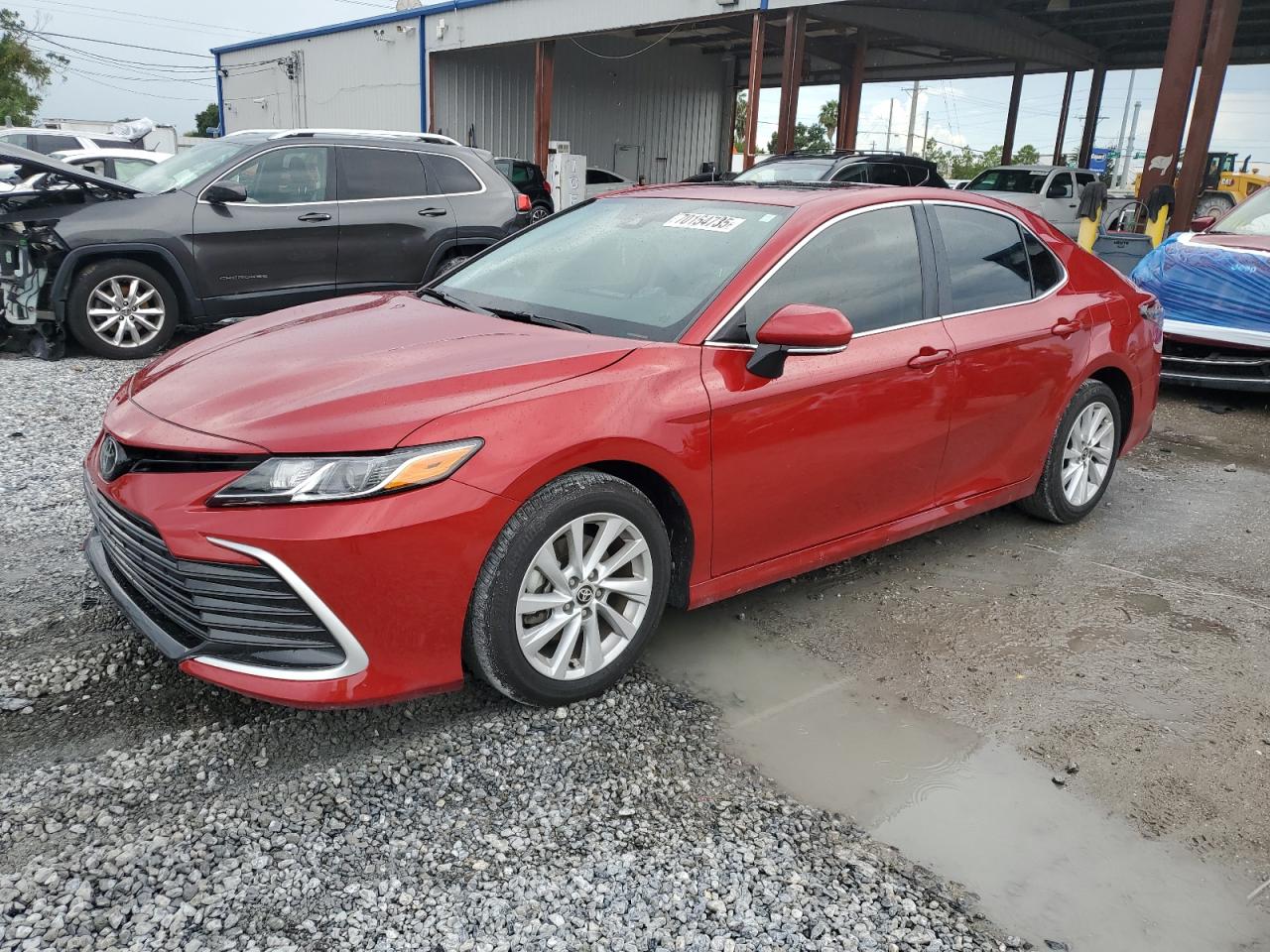 TOYOTA CAMRY LE 2024