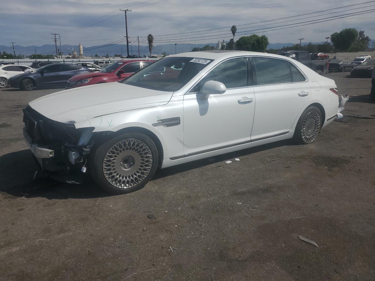 GENESIS G90 PREMIU 2020