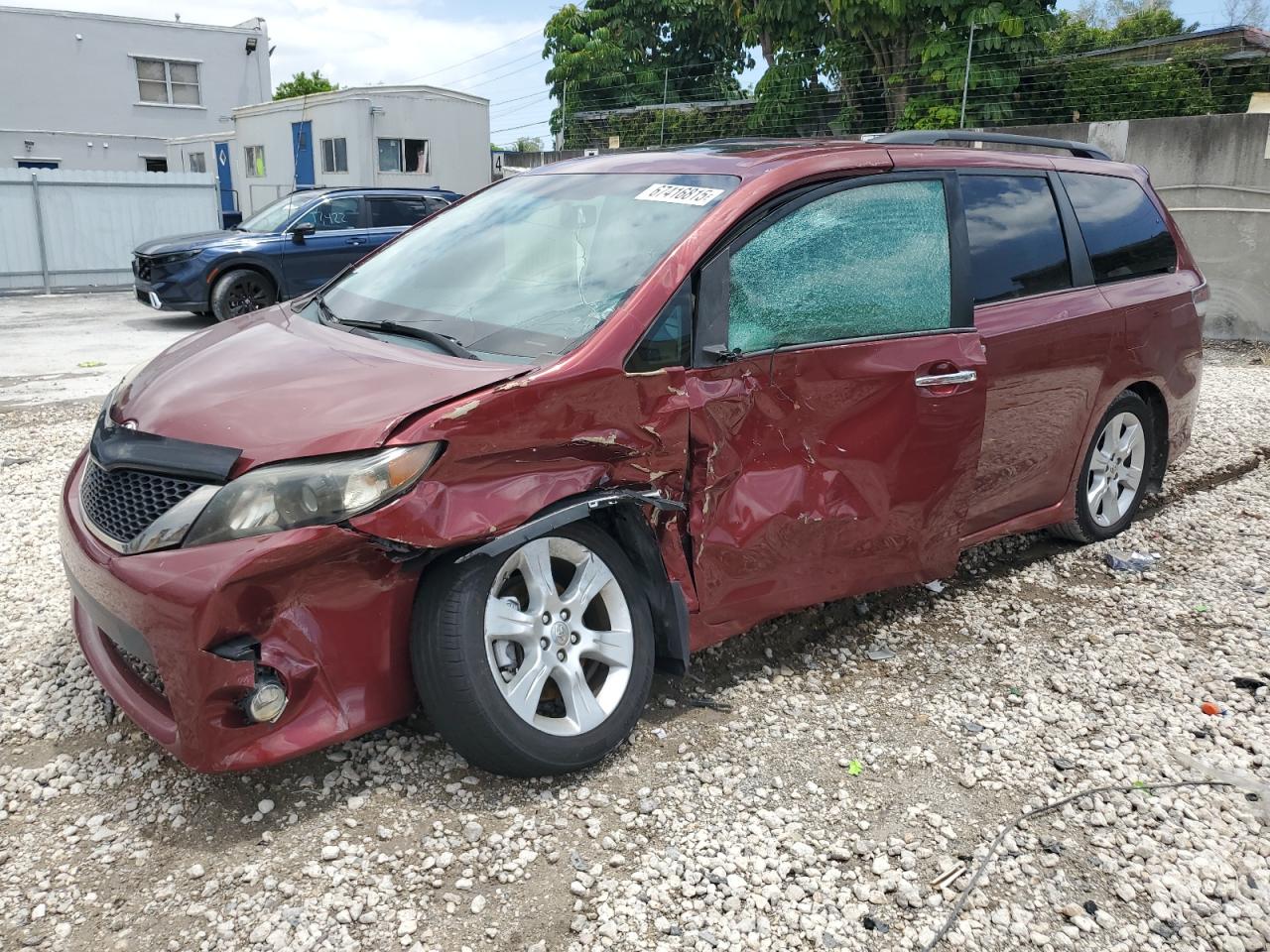 TOYOTA SIENNA SPO 2013