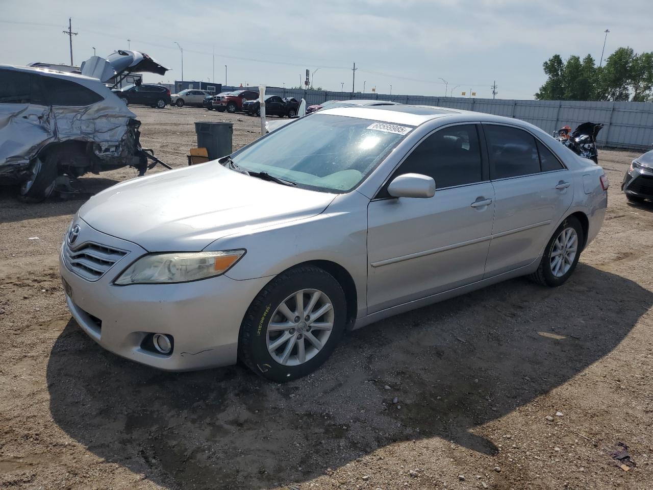 TOYOTA CAMRY BASE 2011