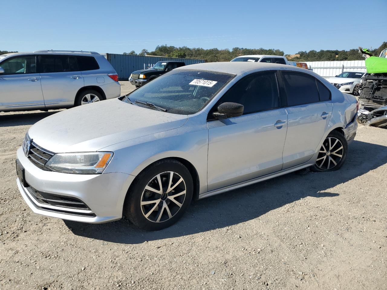 VOLKSWAGEN JETTA 2016