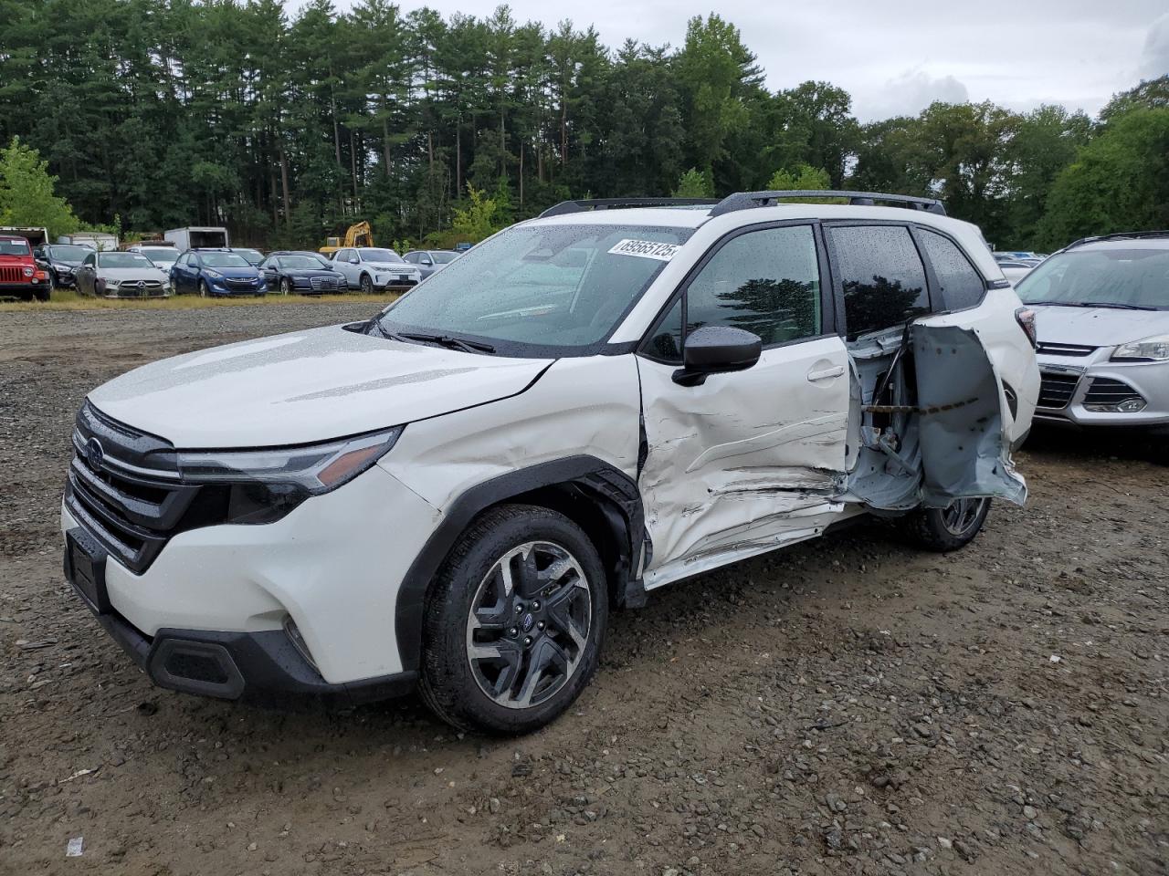 SUBARU FORESTER 2025
