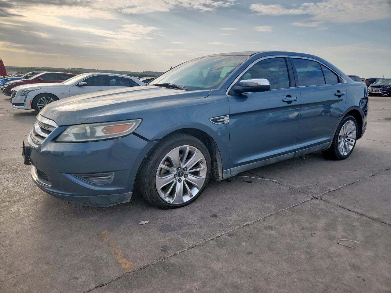 FORD TAURUS LIM 2010