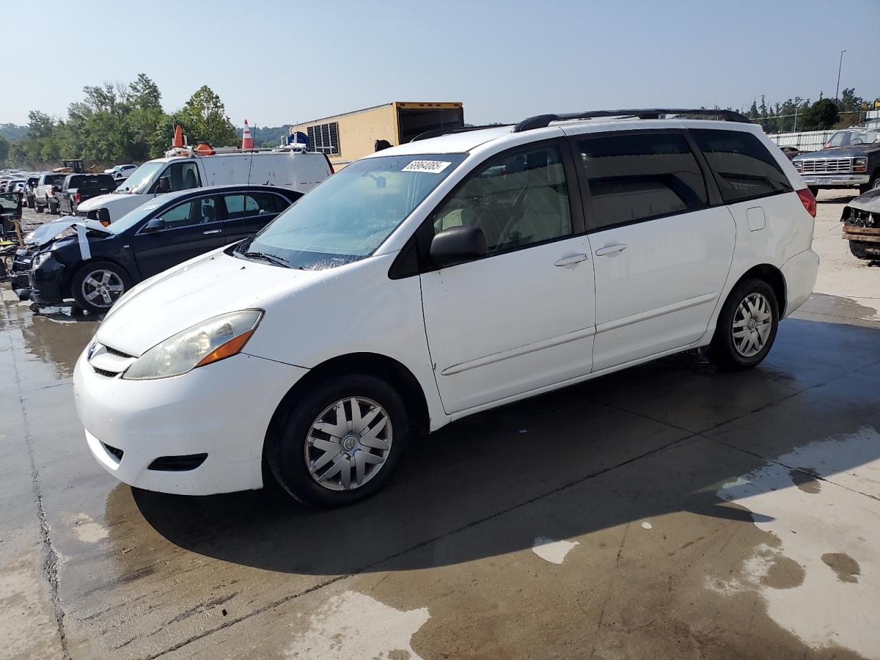 TOYOTA SIENNA CE 2008