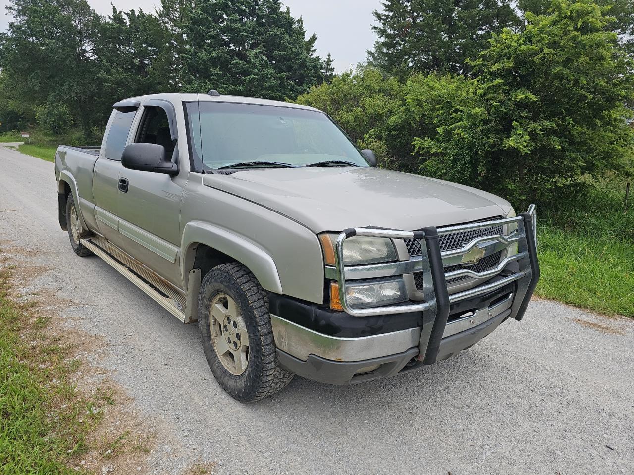 CHEVROLET SILVERADO 2005
