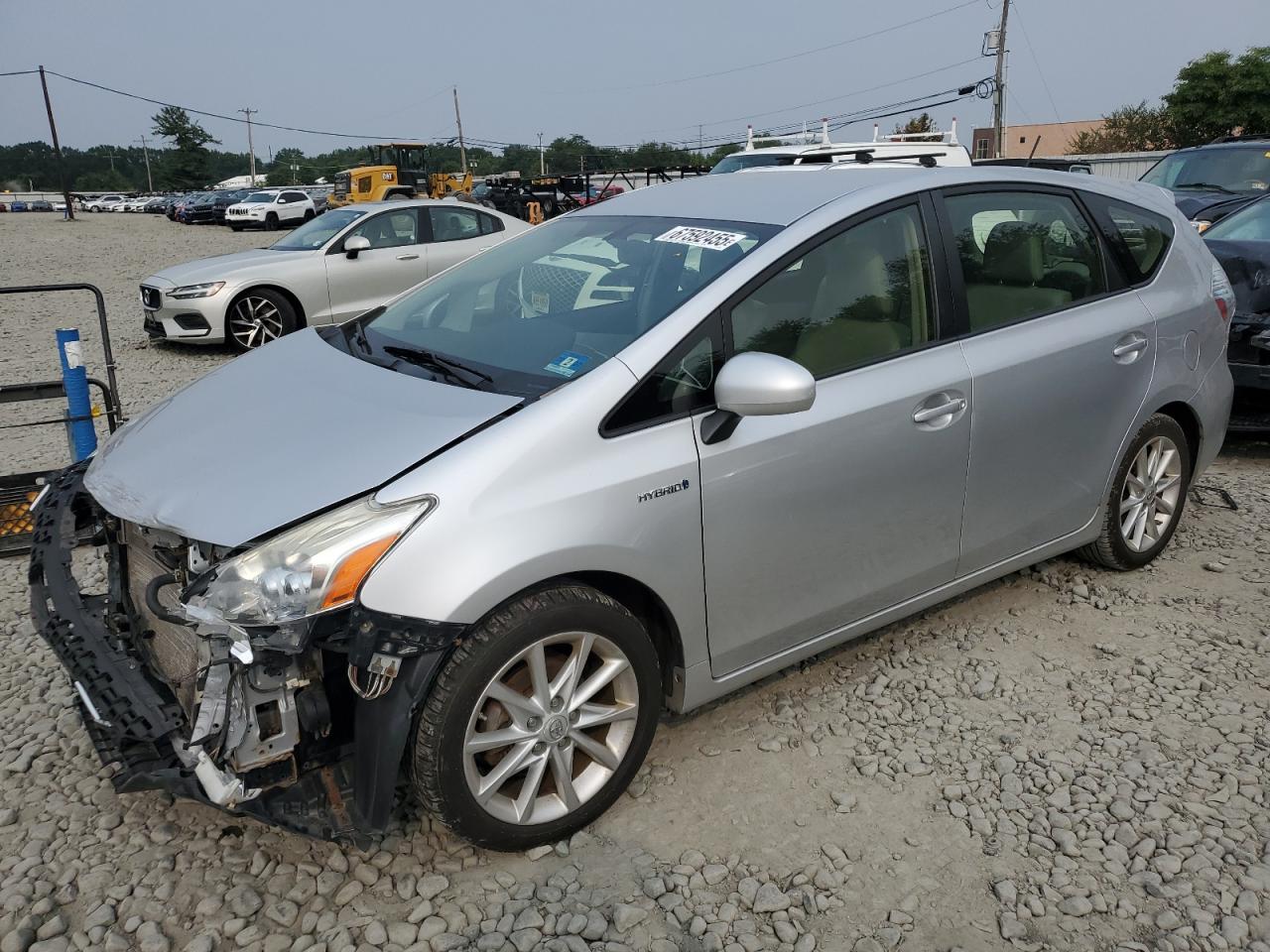 TOYOTA PRIUS V 2012