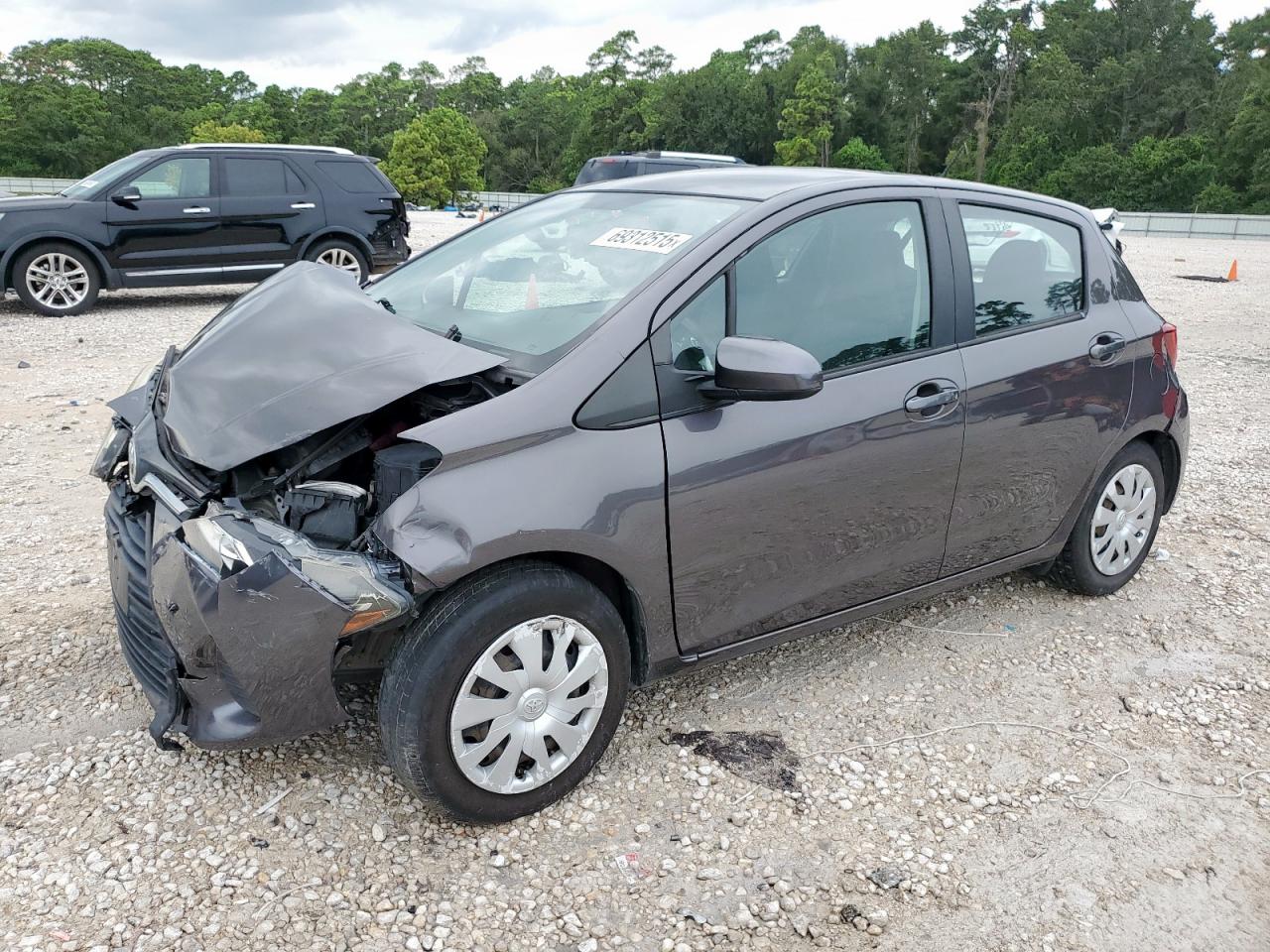 TOYOTA YARIS 2015