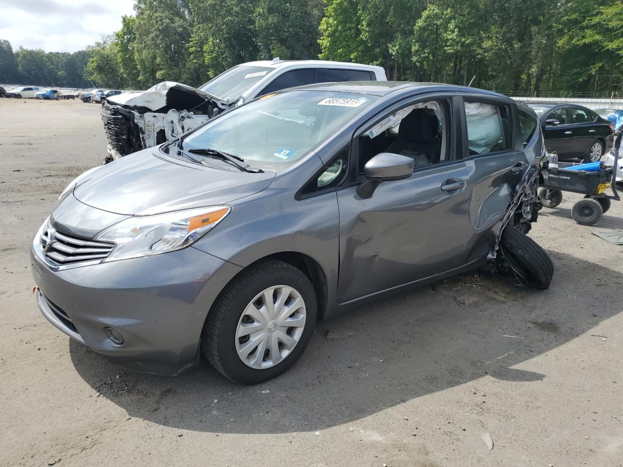 NISSAN VERSA 2016