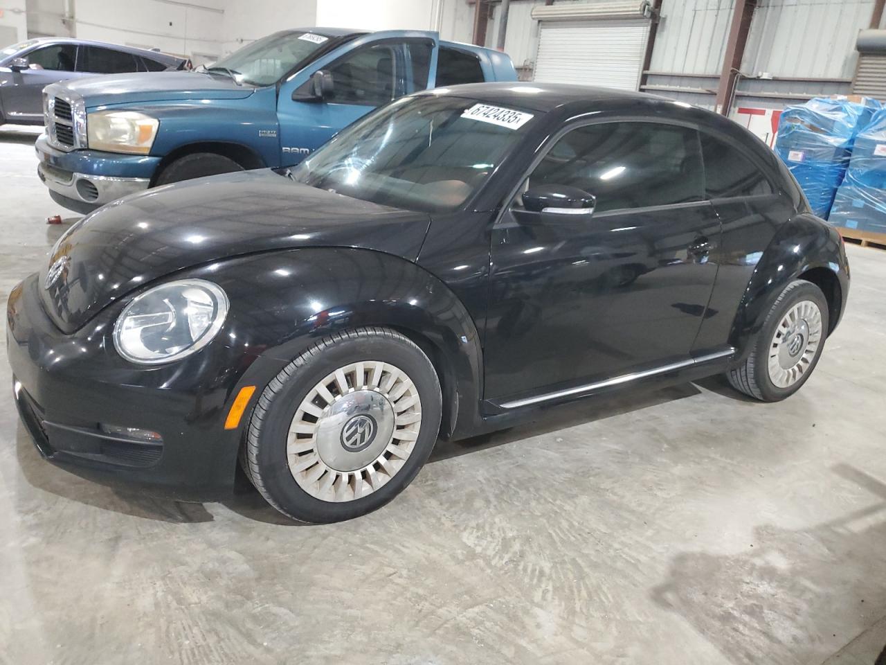VOLKSWAGEN BEETLE 1.8 2015
