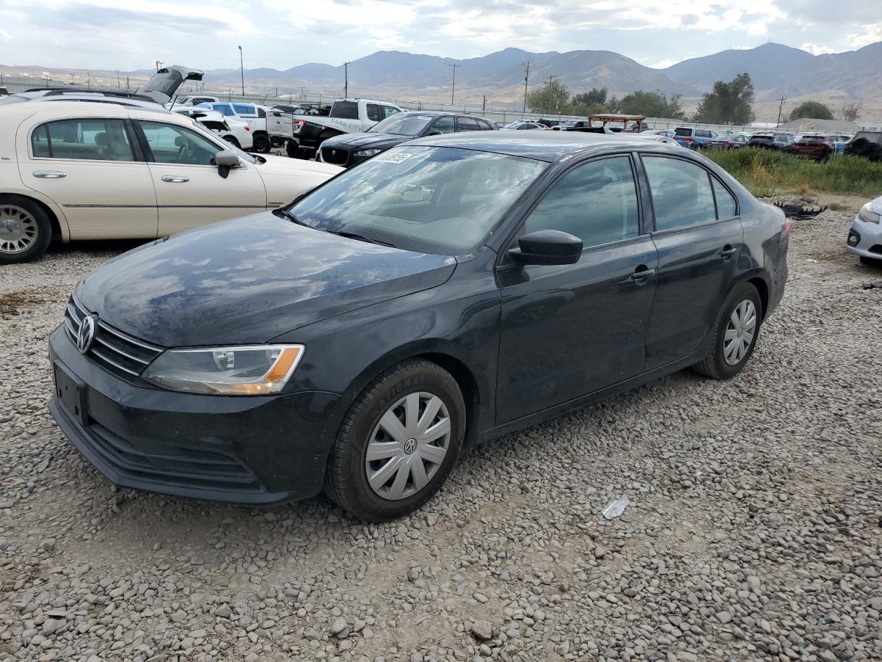 VOLKSWAGEN JETTA BASE 2015