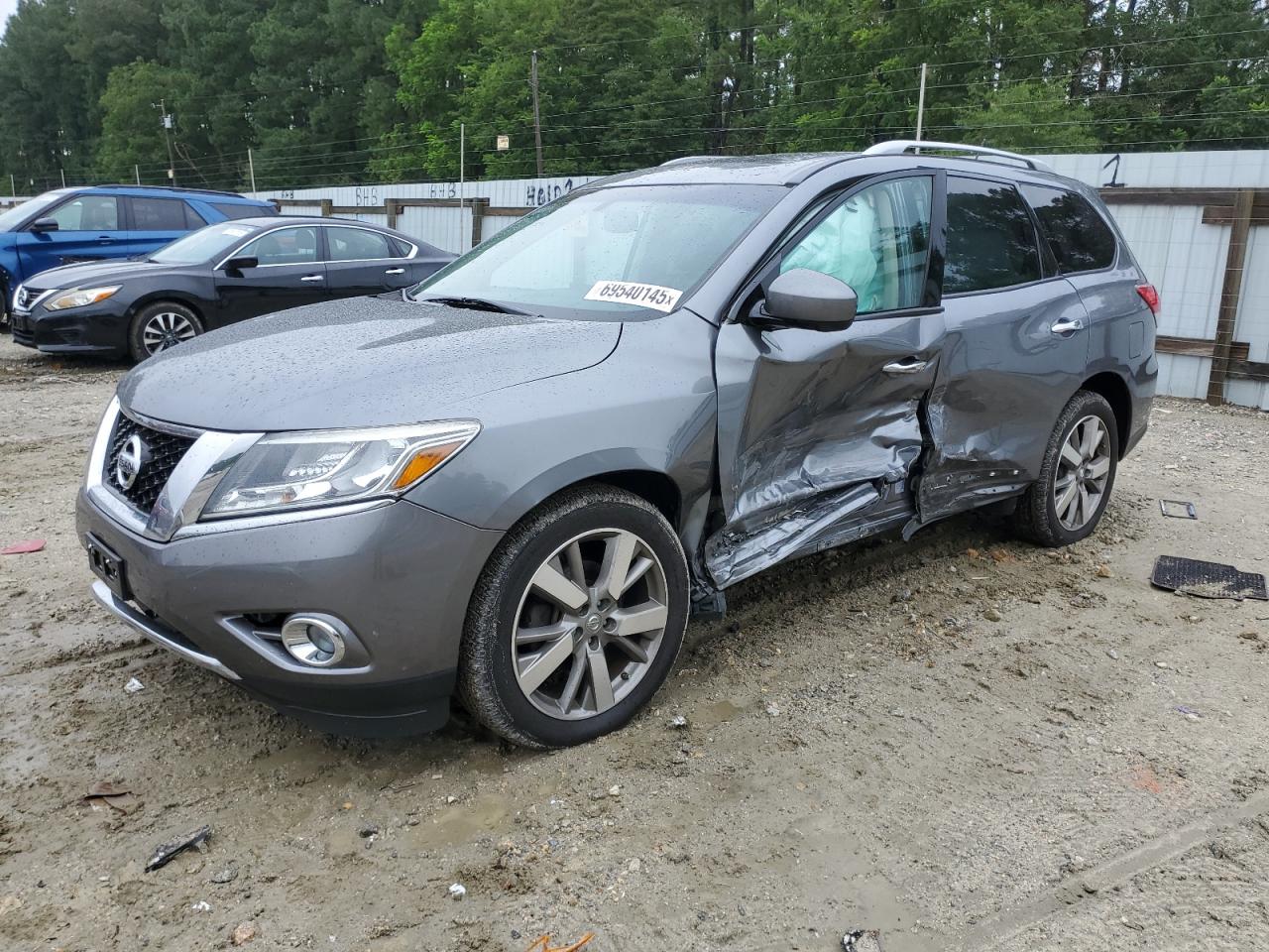 NISSAN PATHFINDER 2015