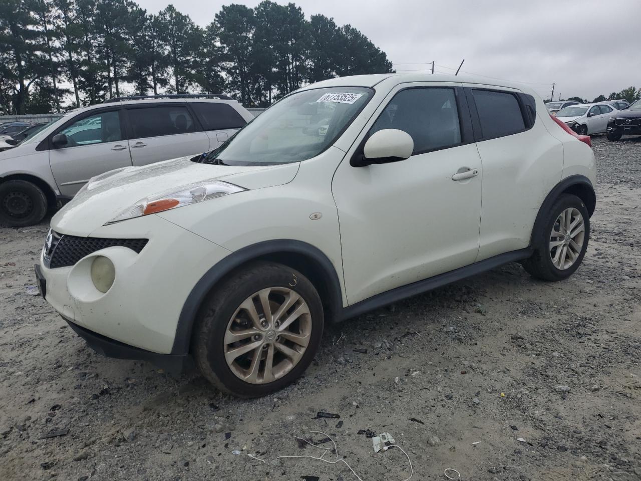 NISSAN JUKE S 2011