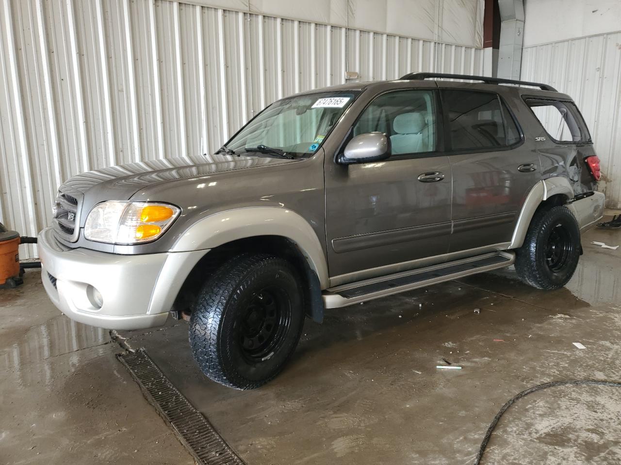 TOYOTA SEQUOIA SR 2004