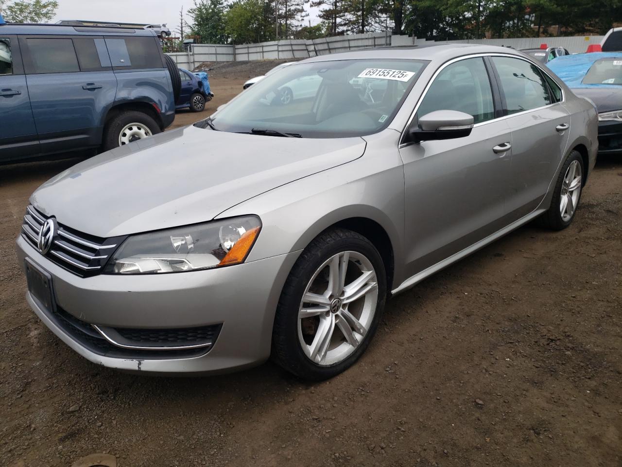 VOLKSWAGEN PASSAT SE 2014