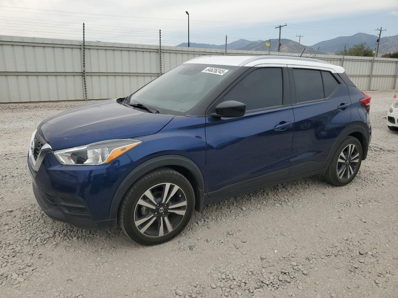 NISSAN KICKS SV 2020
