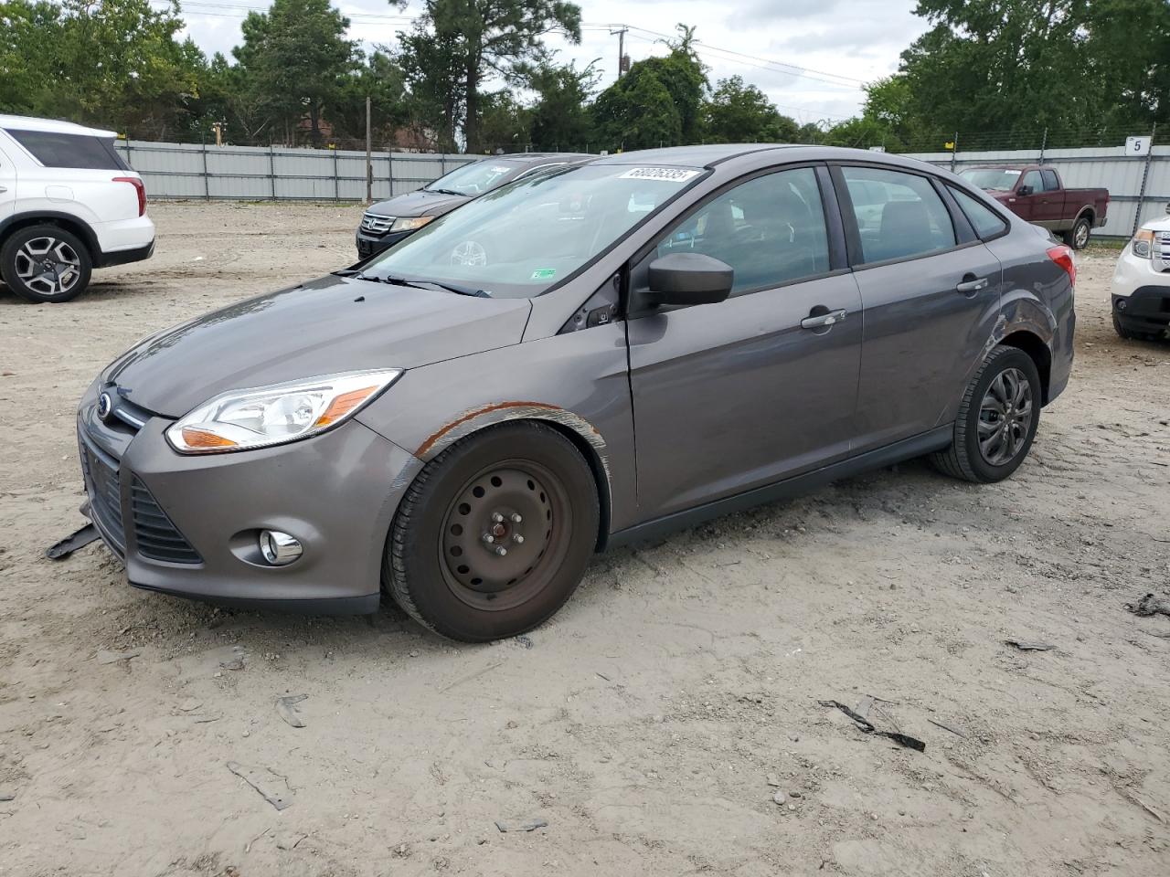 FORD FOCUS SE 2012