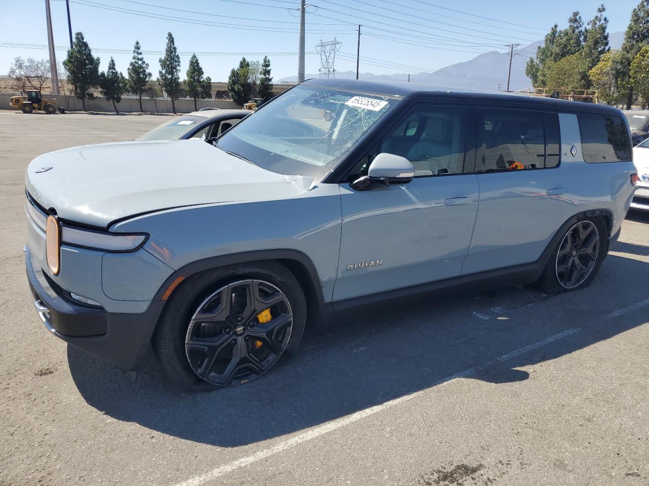 RIVIAN R1S LAUNCH 2023