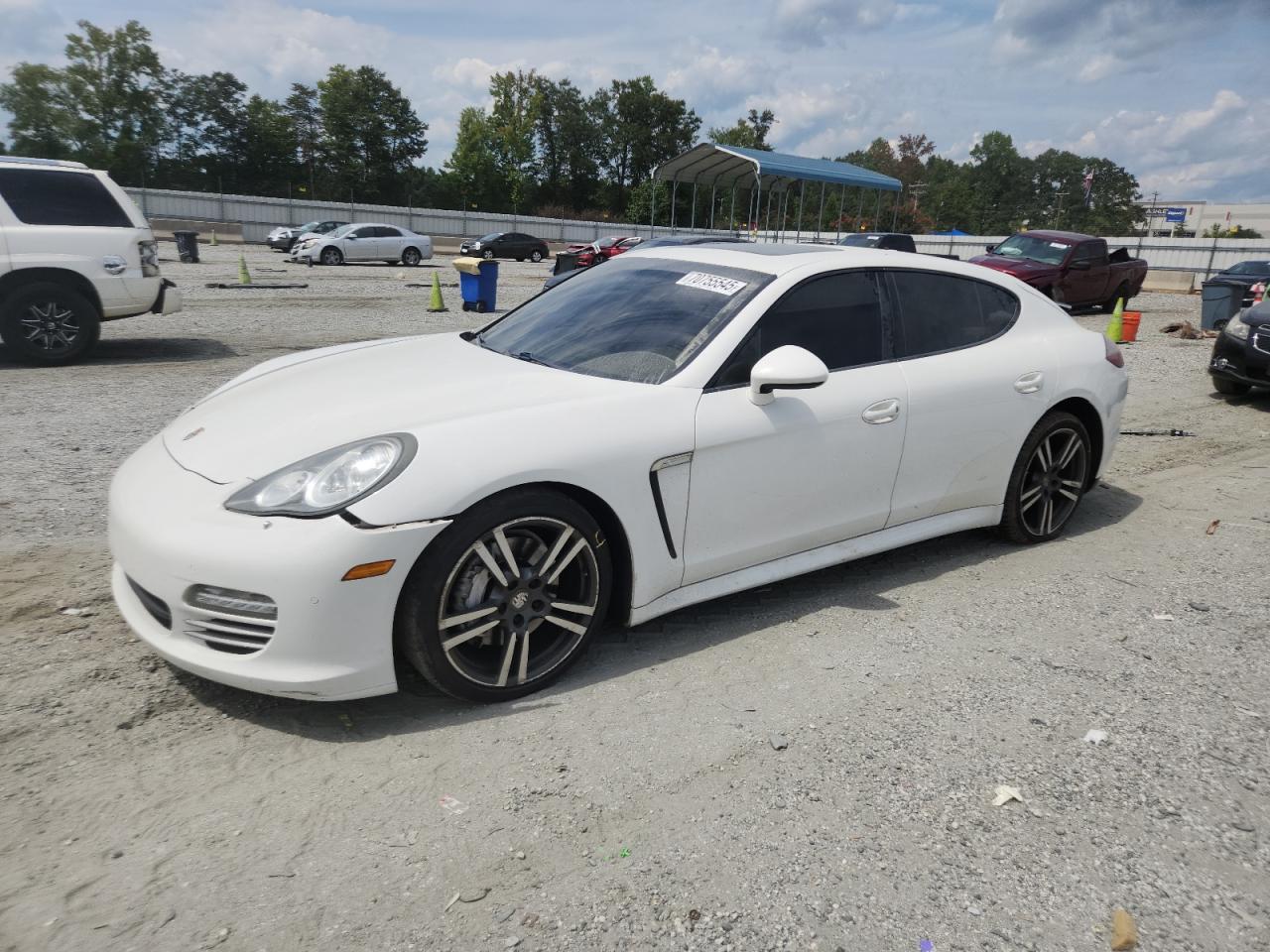 PORSCHE PANAMERA 2 2012