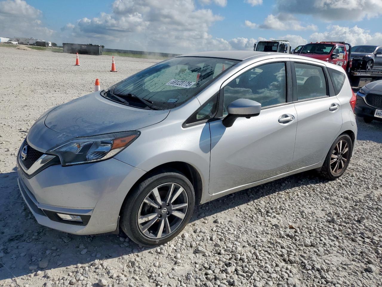 NISSAN VERSA NOTE 2017
