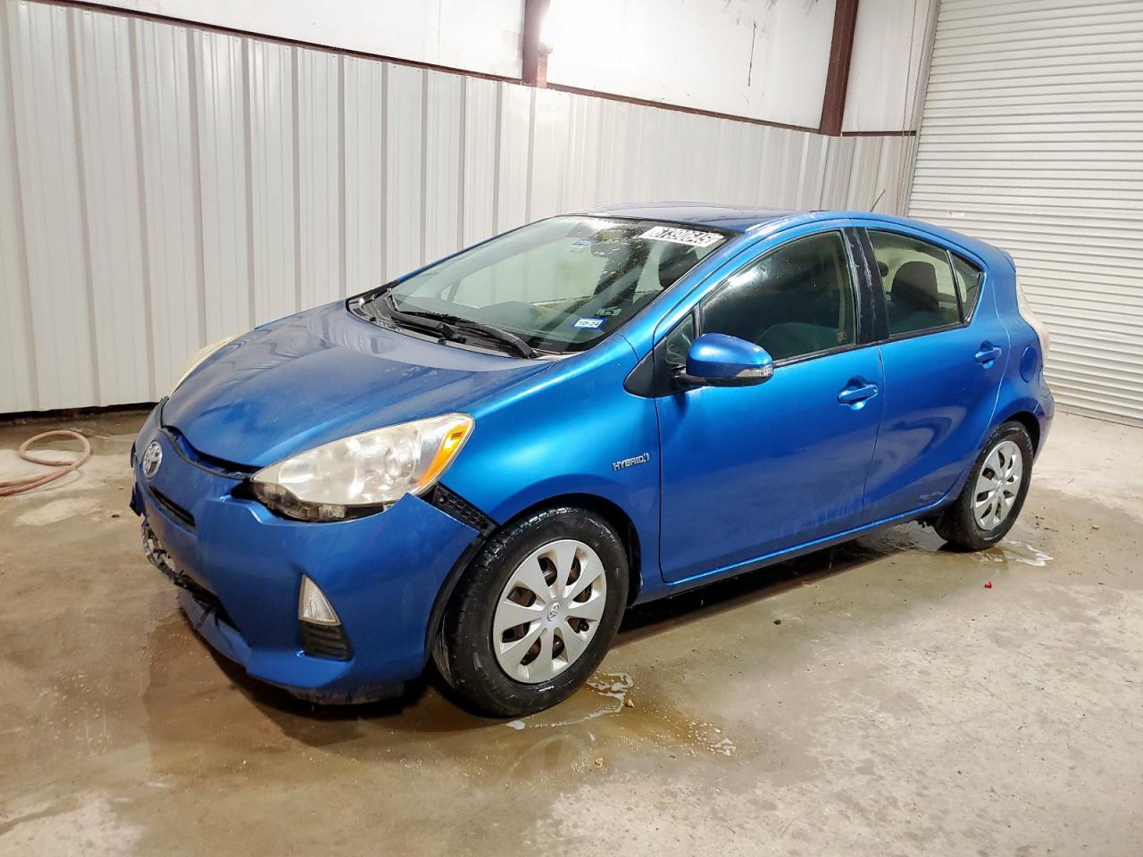TOYOTA PRIUS C 2012