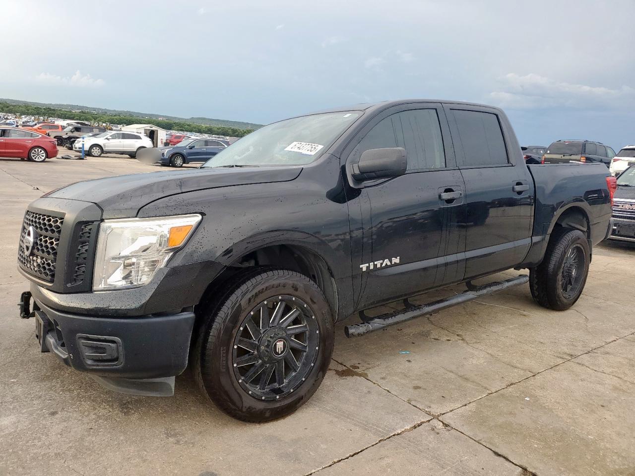 NISSAN TITAN S 2017