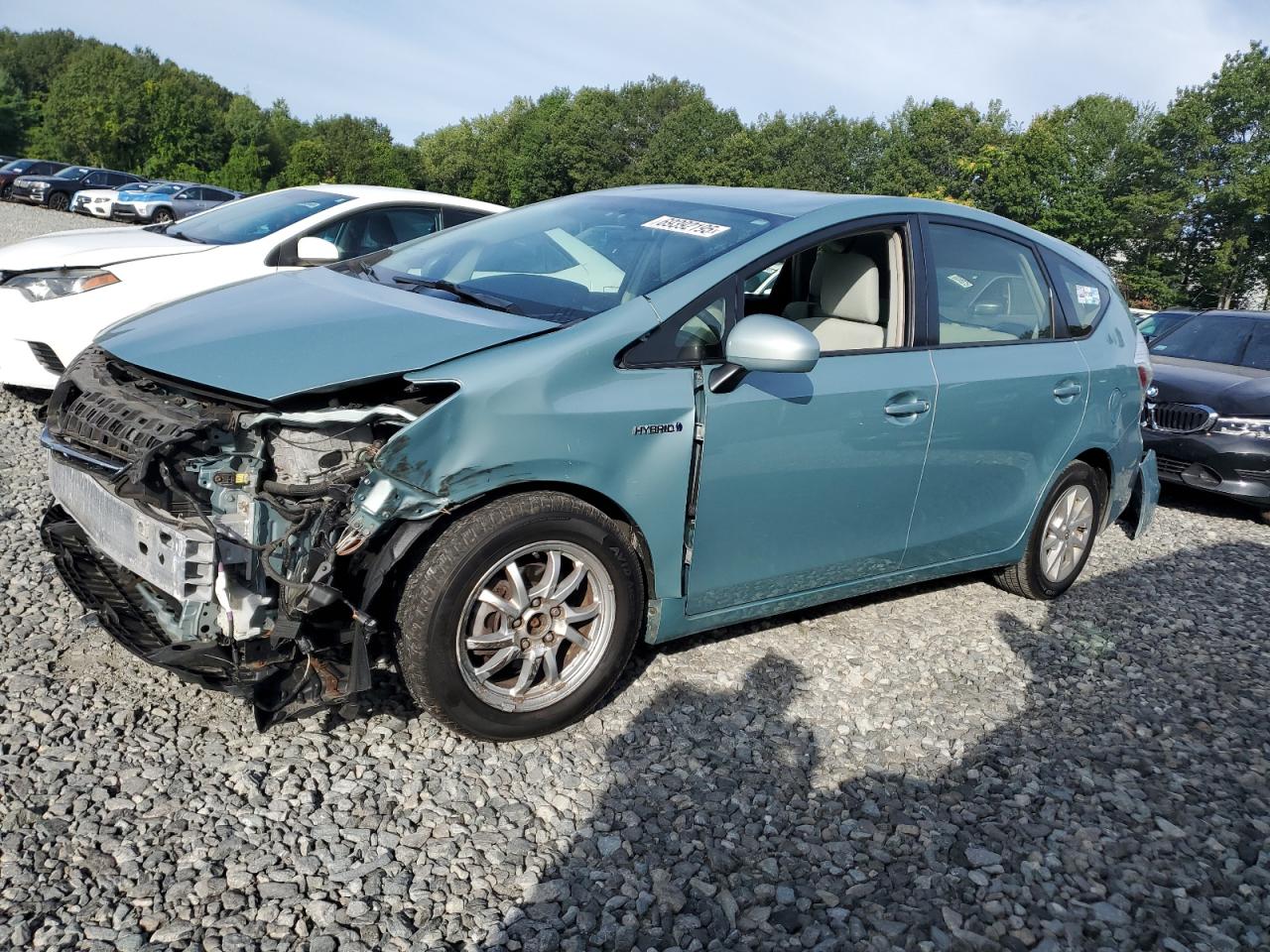 TOYOTA PRIUS V 2014