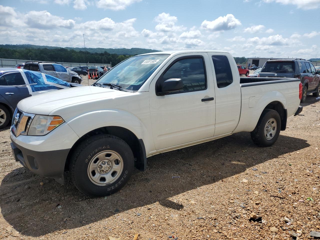 NISSAN FRONTIER S 2017