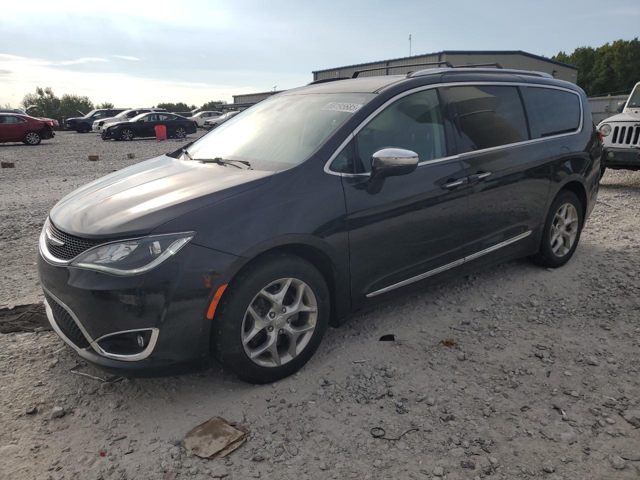 CHRYSLER PACIFICA L 2019