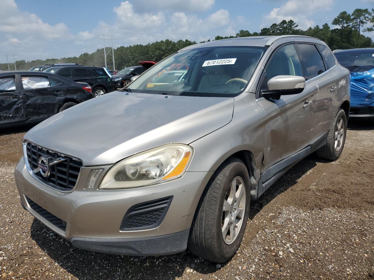VOLVO XC60 3.2 2011