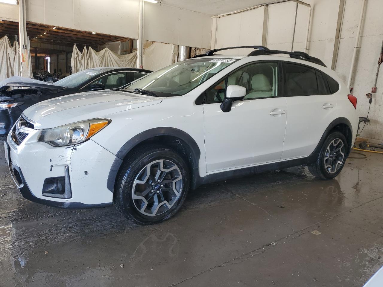 SUBARU CROSSTREK 2016