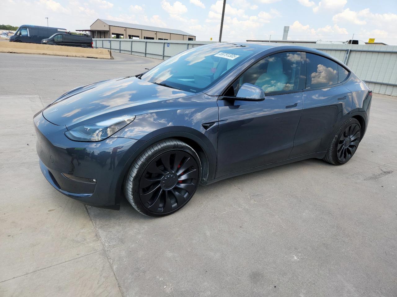 TESLA MODEL Y 2023