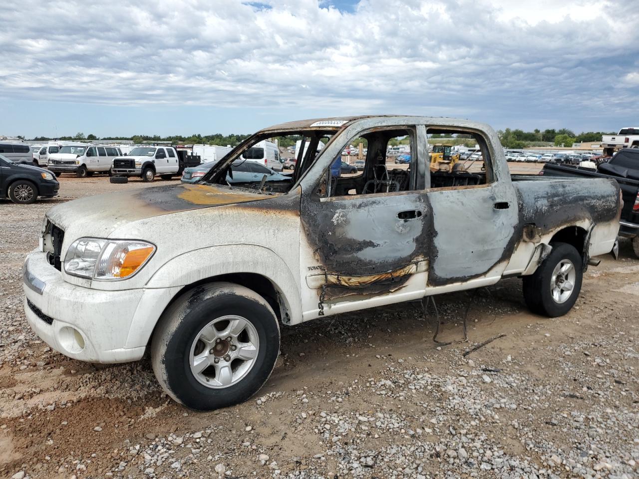 TOYOTA Tundra Dou 2005