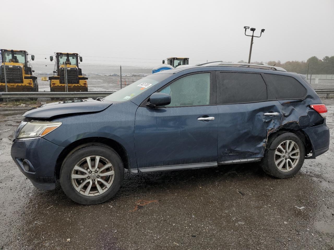 NISSAN PATHFINDER 2015