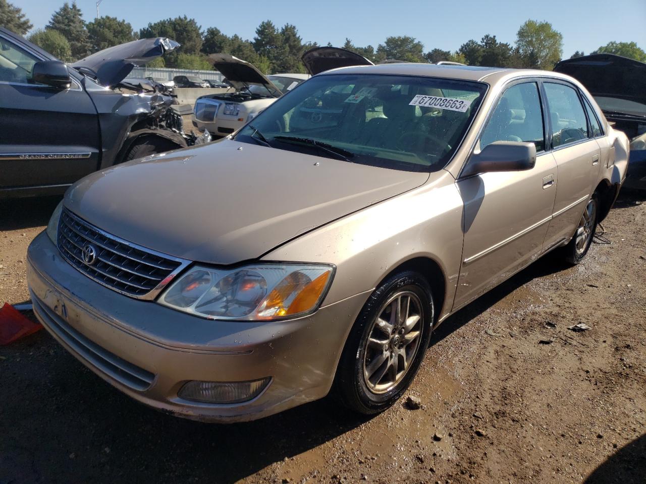 TOYOTA AVALON XL 2001