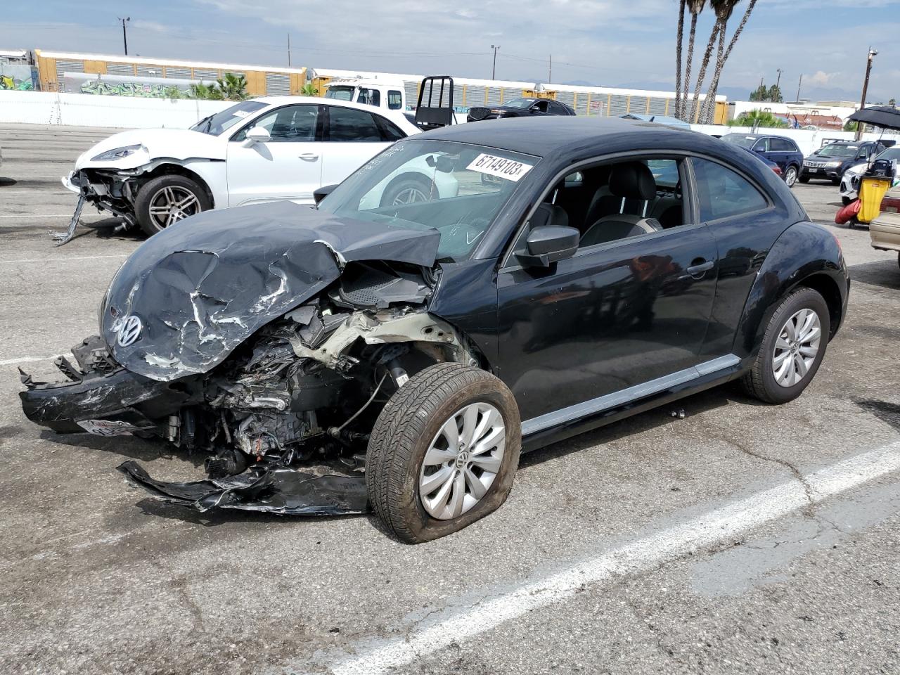 VOLKSWAGEN BEETLE 1.8 2015