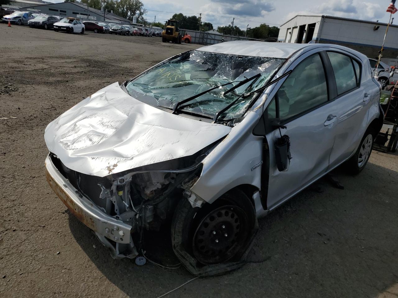 TOYOTA PRIUS C 2015