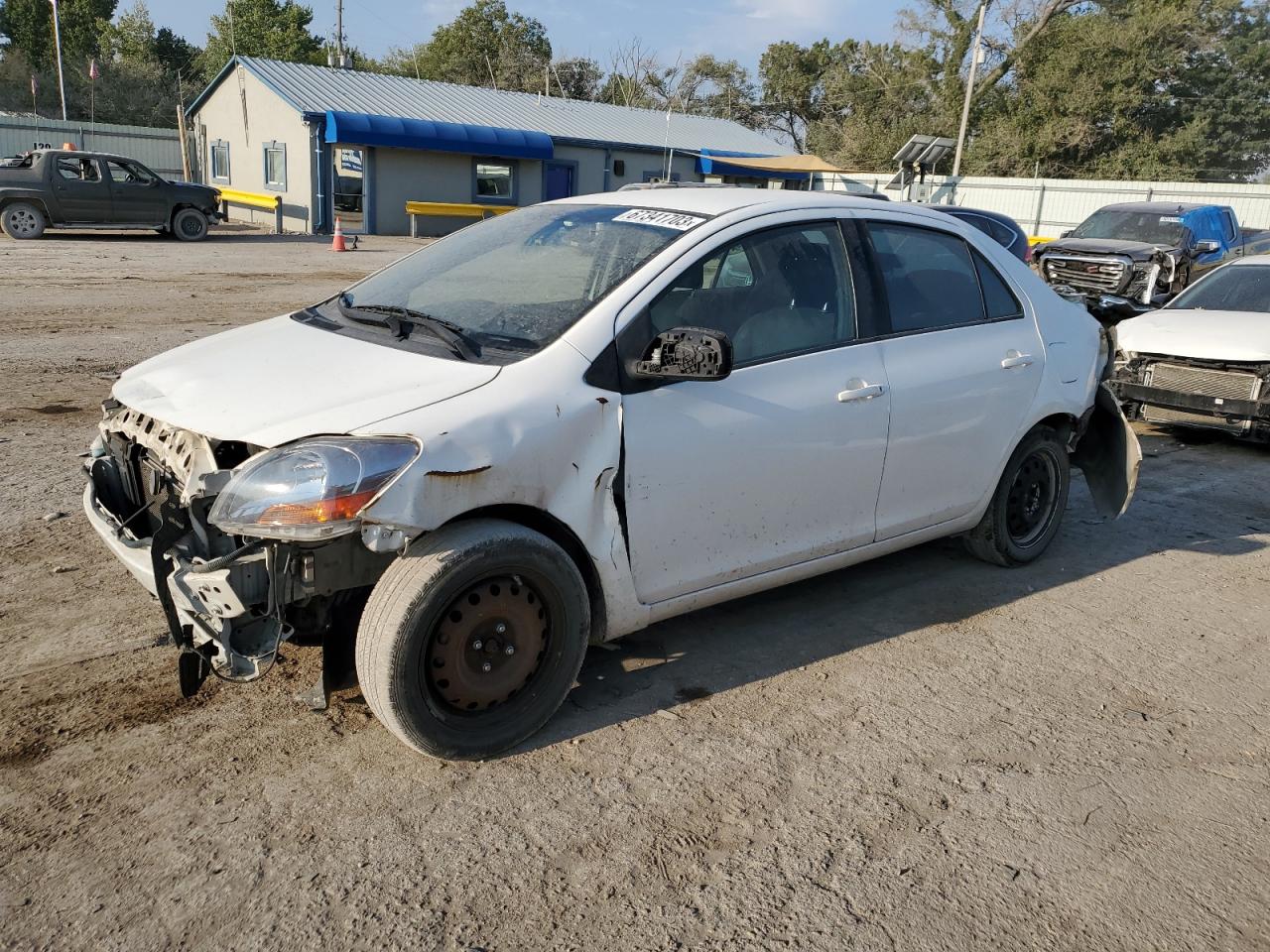 TOYOTA YARIS 2009