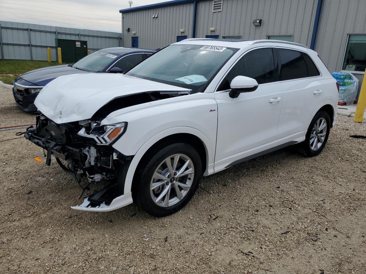 AUDI Q3 PREMIUM 2023