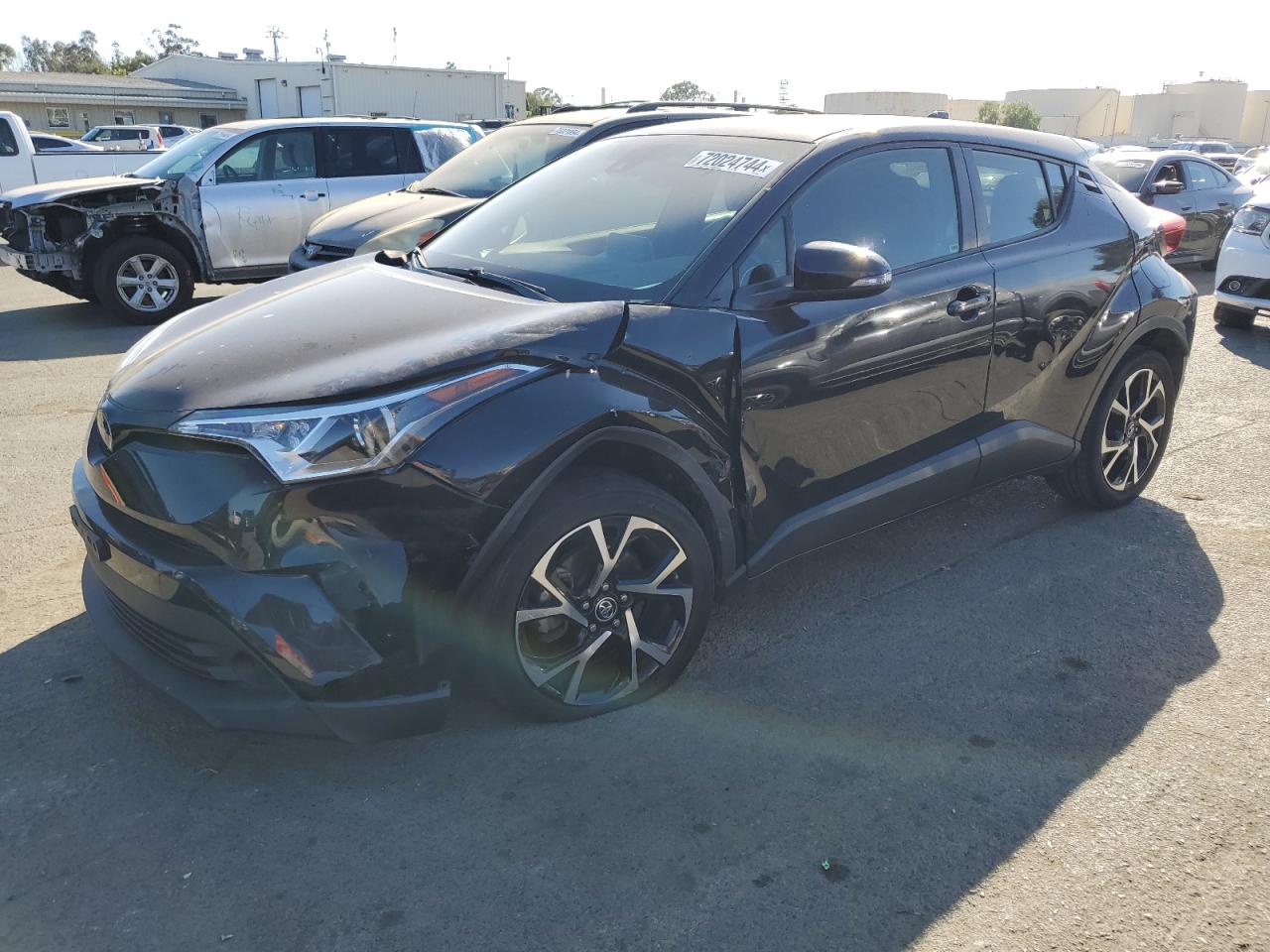 TOYOTA C-HR XLE 2019