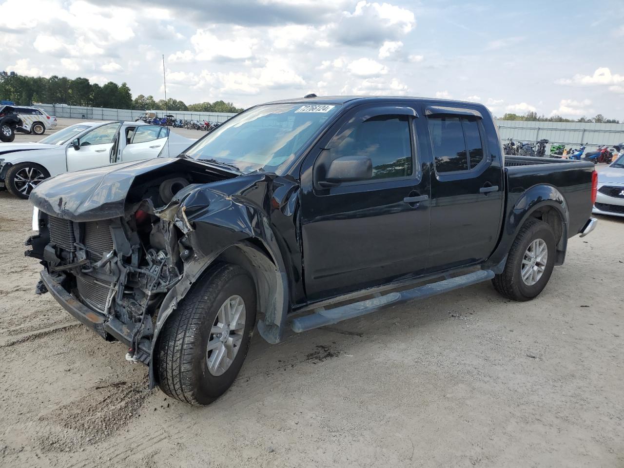 NISSAN FRONTIER 2016