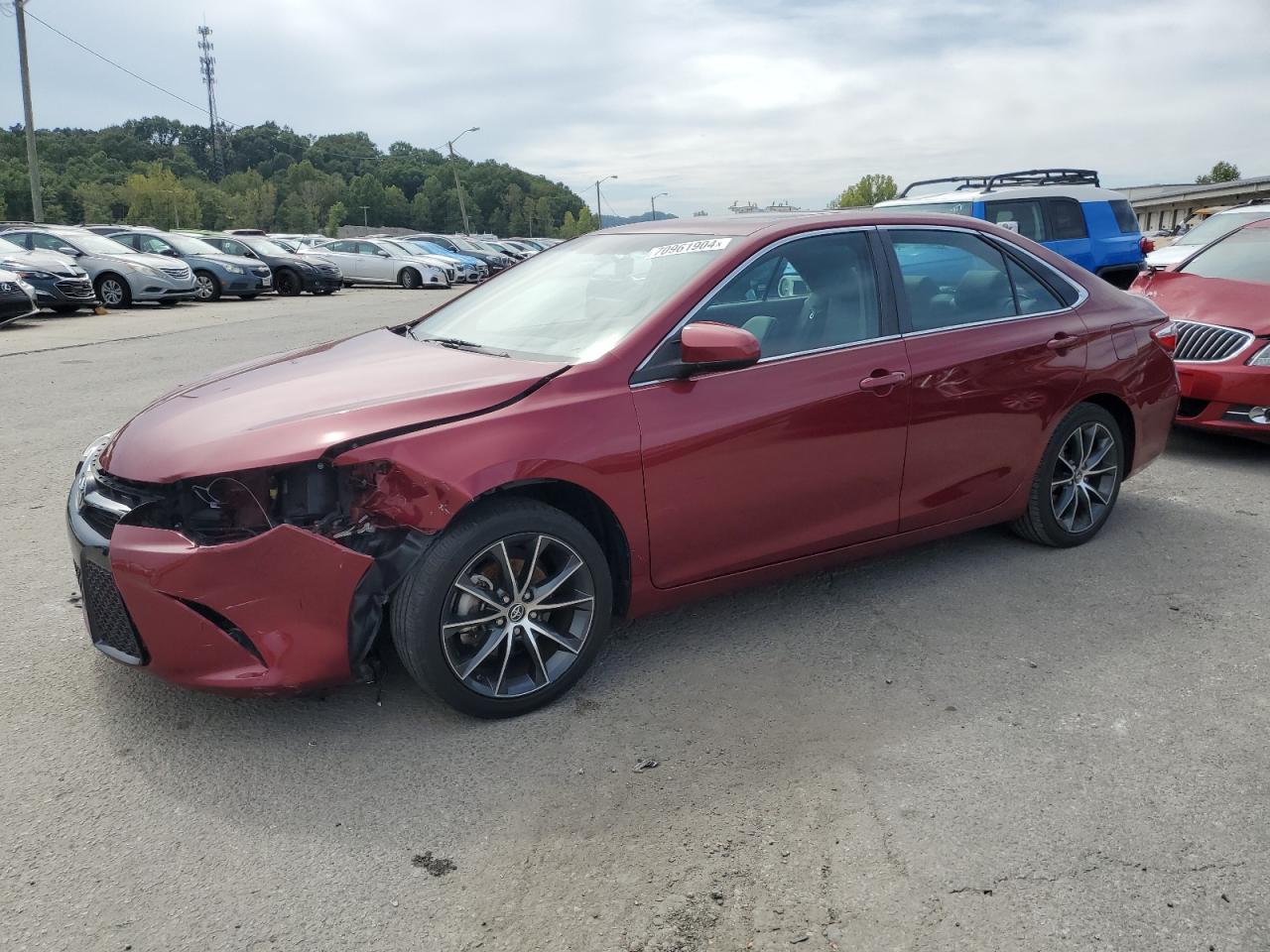 TOYOTA CAMRY LE 2015