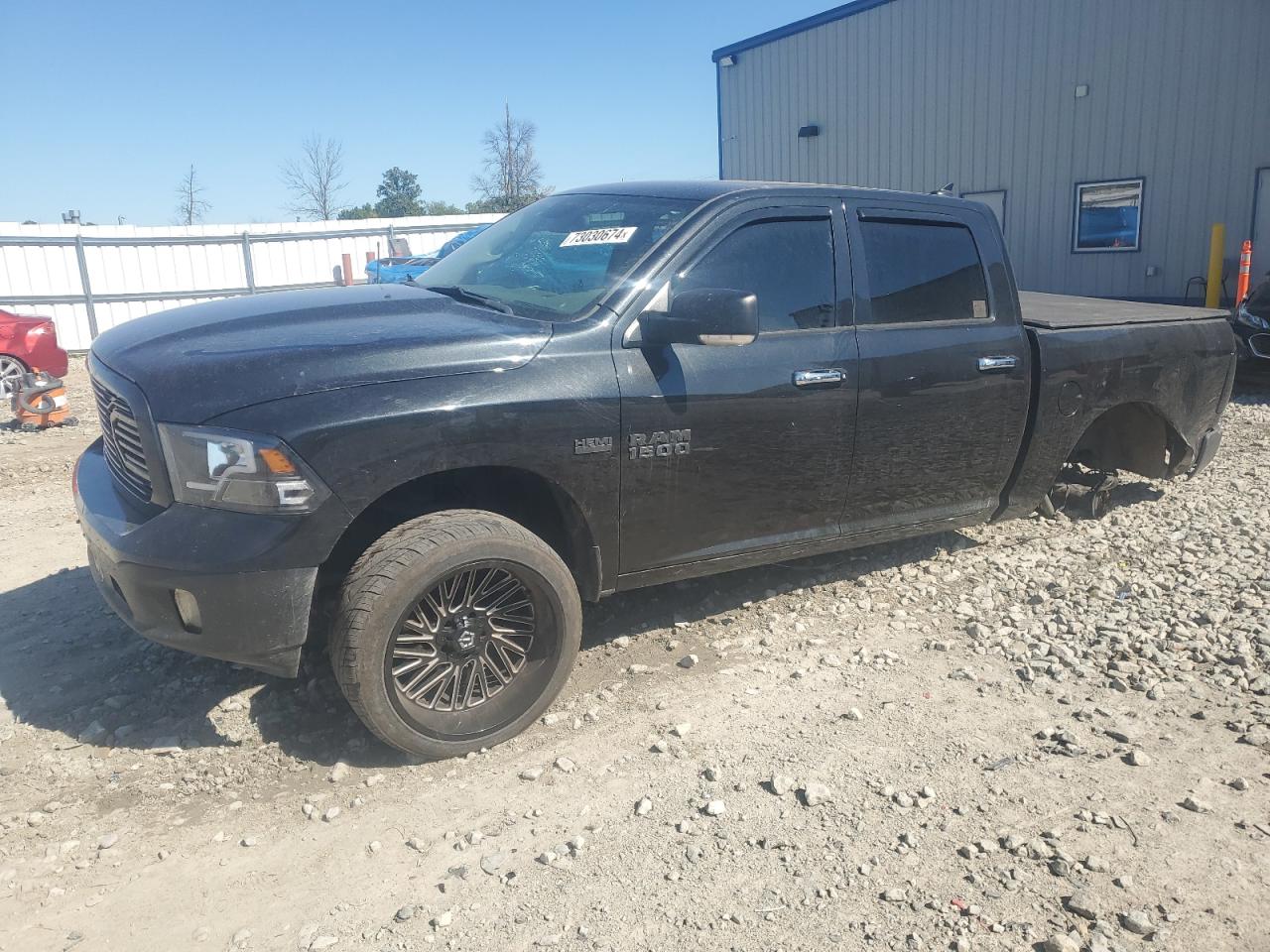 RAM 1500 SLT 2015