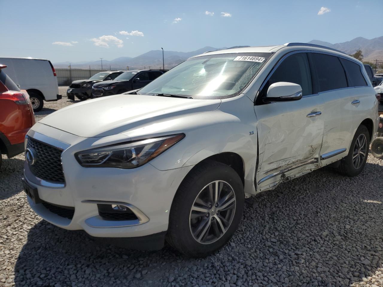 INFINITI Qx60 2016