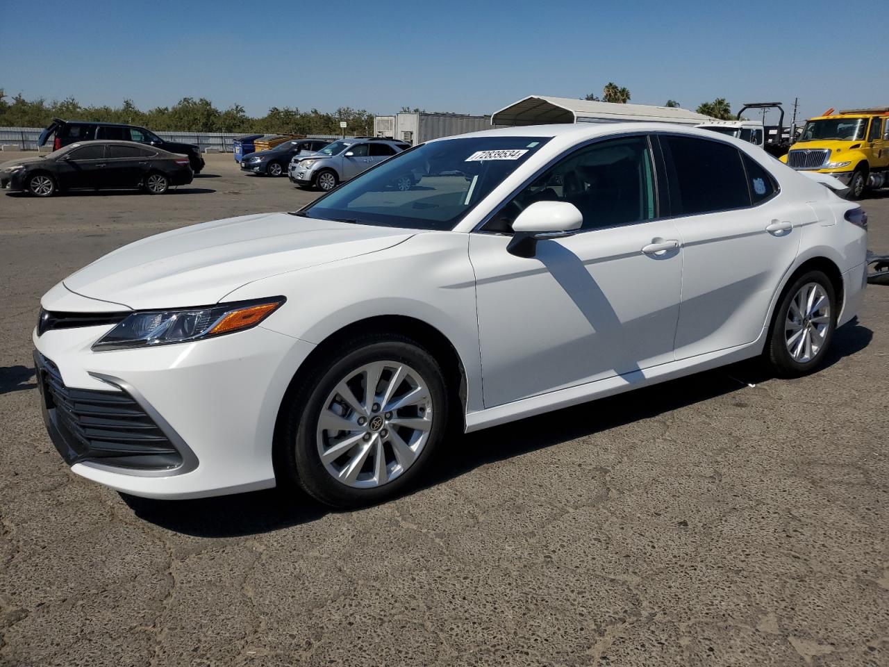 TOYOTA CAMRY LE 2024