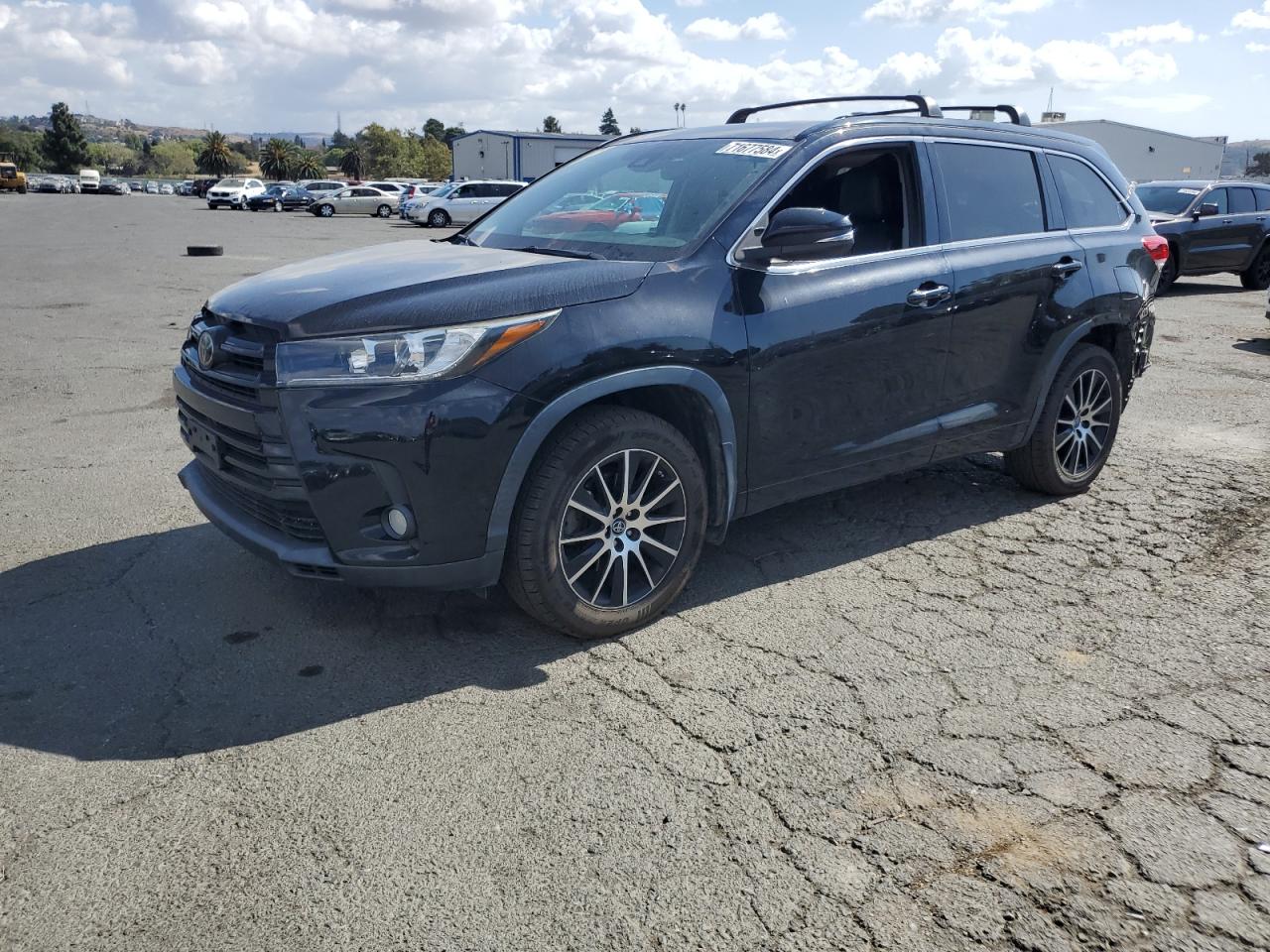 TOYOTA HIGHLANDER 2017