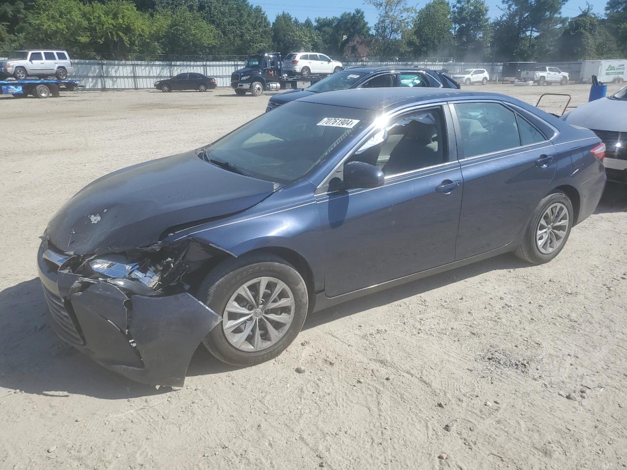 TOYOTA CAMRY LE 2017