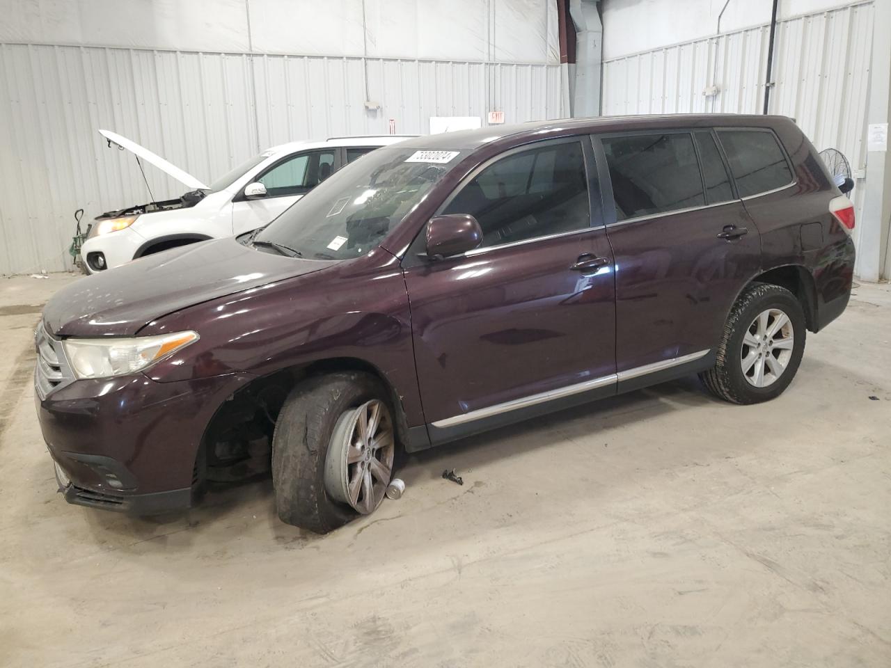 TOYOTA HIGHLANDER 2013